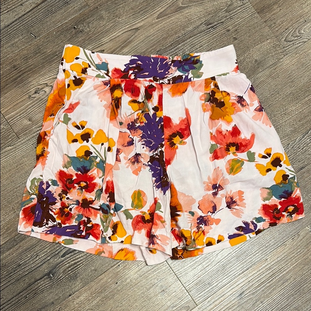 H&M Floral High Waist Shorts - Multicolor